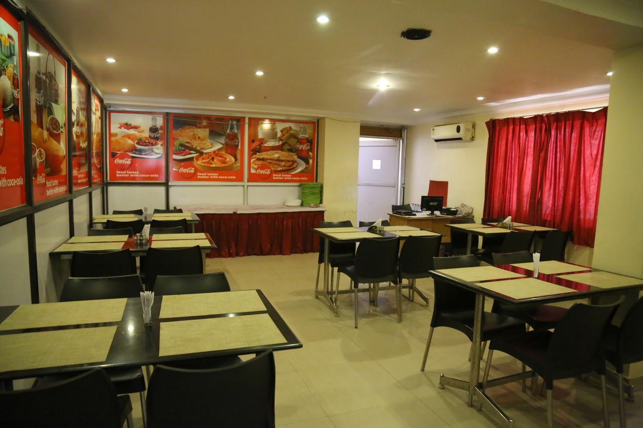 فندق فيلوريفي  Sri Srinivasar Residency المظهر الخارجي الصورة